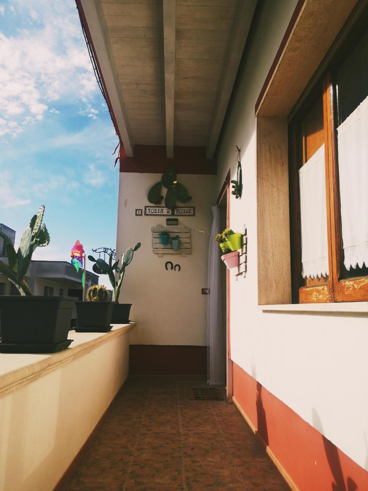 B&B Tobia'S House Giuggianello 外观 照片